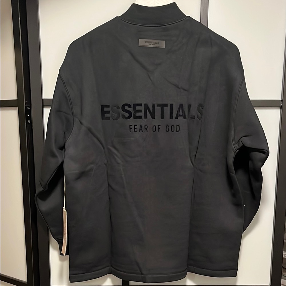 Fear of God Essentials Crewneck Sweatshirt Black Charcoal XXS NWT